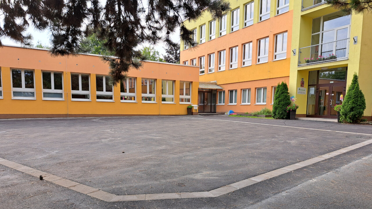 Před realizací